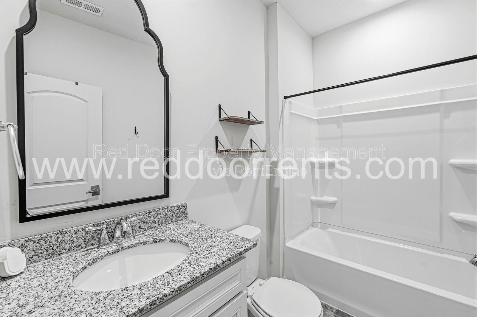 Modern 3-Bedroom Townhome in the Heart of Fishers property image