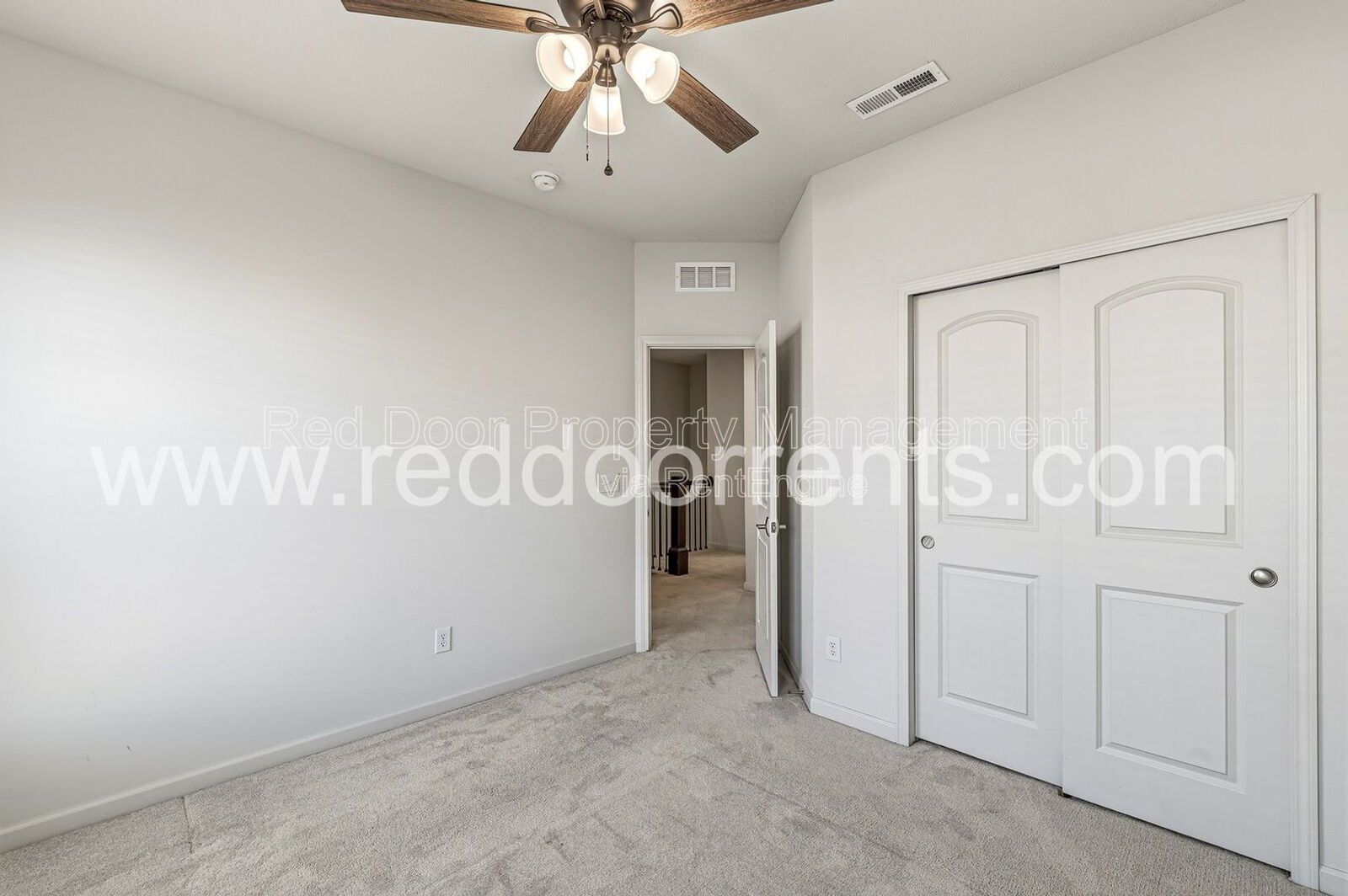 Modern 3-Bedroom Townhome in the Heart of Fishers property image