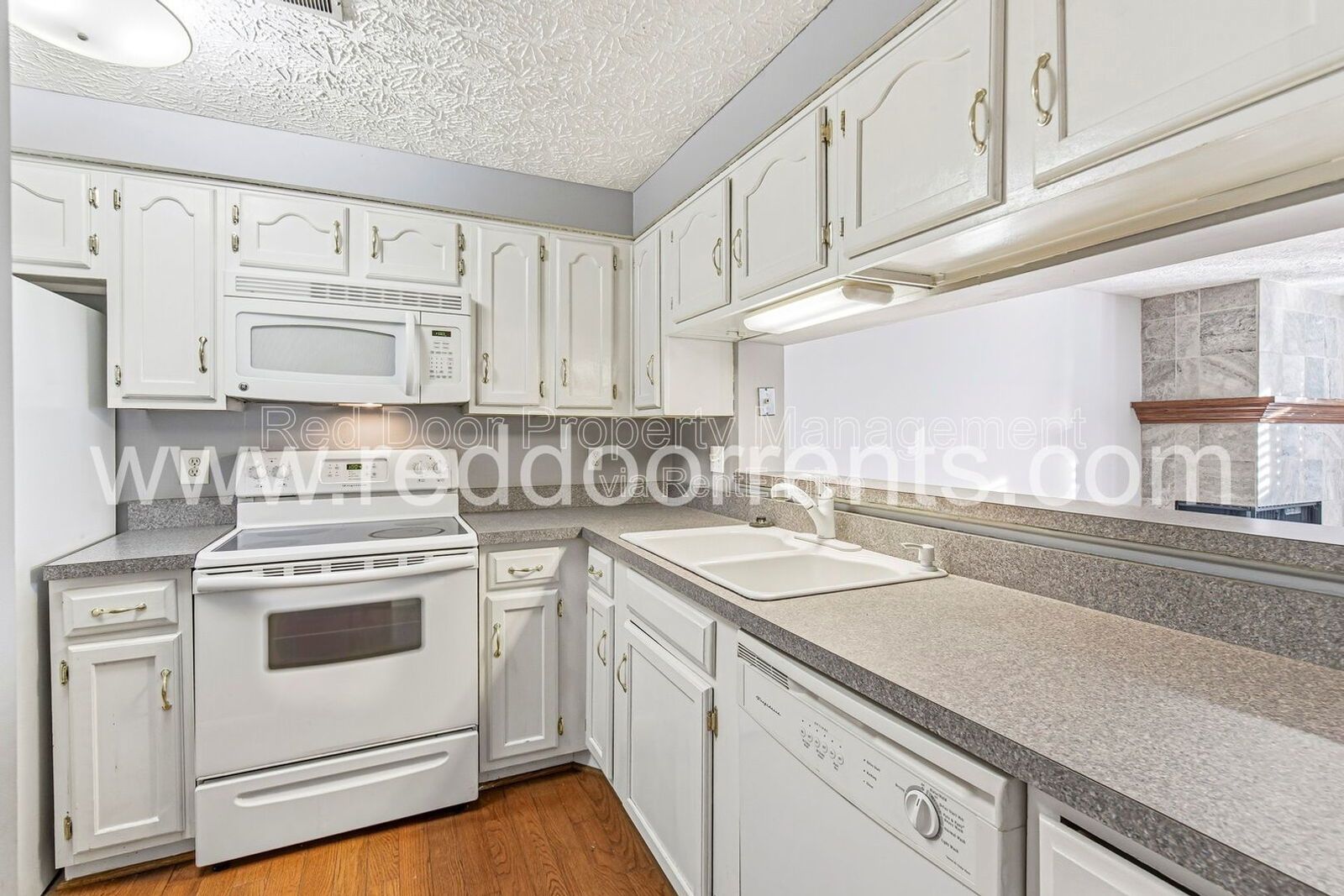 Charming 2BR/1.5BA Home Near Eagle Creek Park property image