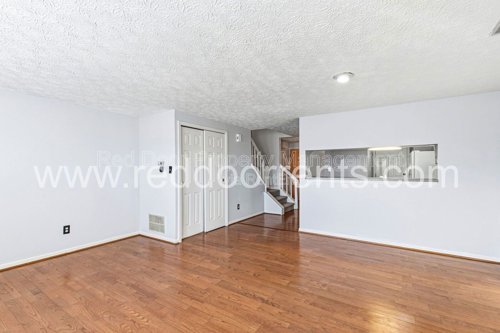 Charming 2BR/1.5BA Home Near Eagle Creek Park property image