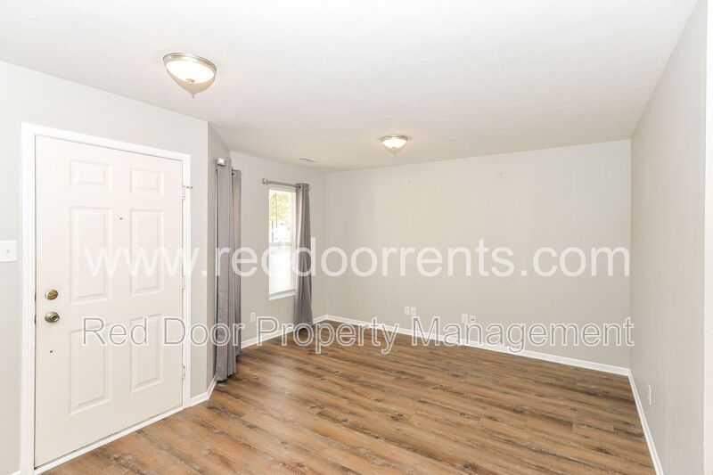 Coming Soon! - Charm and Convenience: Your Ideal Home in Noblesville! property image