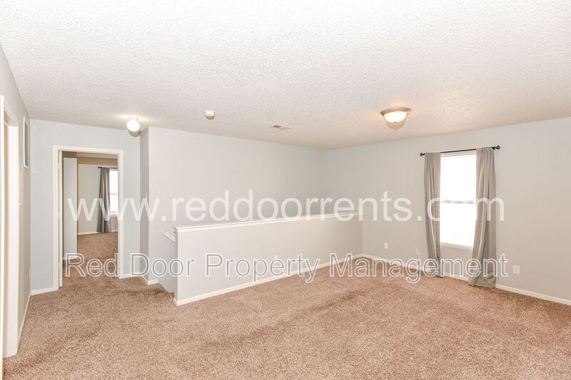 Coming Soon! - Charm and Convenience: Your Ideal Home in Noblesville! property image