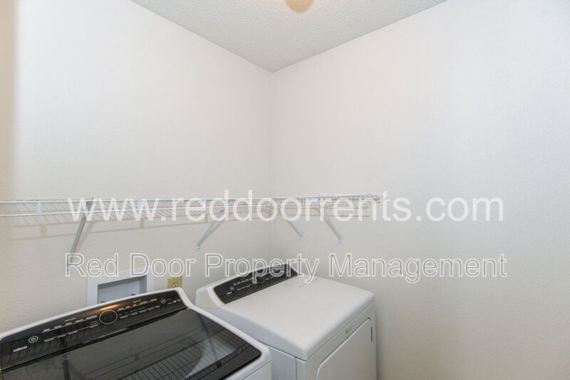 Coming Soon! - Charm and Convenience: Your Ideal Home in Noblesville! property image