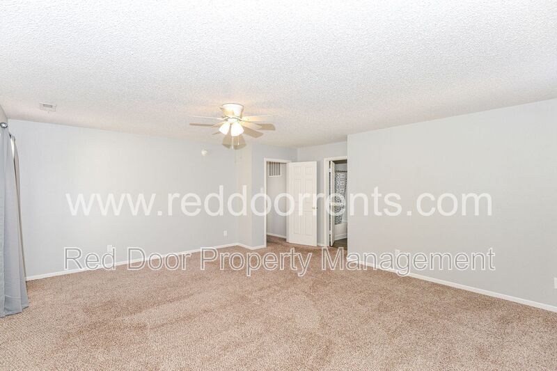 Coming Soon! - Charm and Convenience: Your Ideal Home in Noblesville! property image