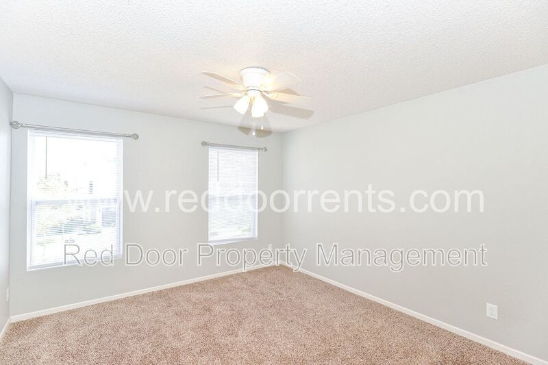 Coming Soon! - Charm and Convenience: Your Ideal Home in Noblesville! property image