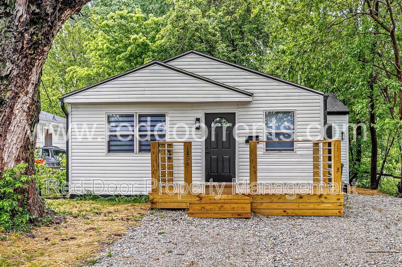 Stylish 3-Bed, 2-Bath Home Minutes from Downtown Indy! property image