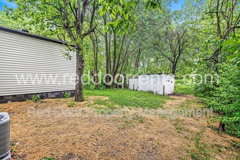 Stylish 3-Bed, 2-Bath Home Minutes from Downtown Indy! property image