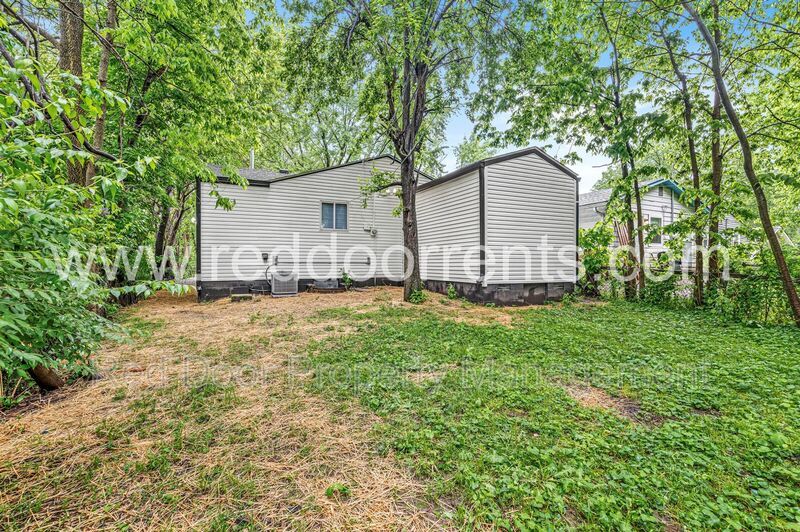 Stylish 3-Bed, 2-Bath Home Minutes from Downtown Indy! property image