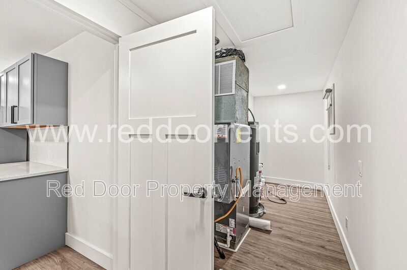 Stylish 3-Bed, 2-Bath Home Minutes from Downtown Indy! property image