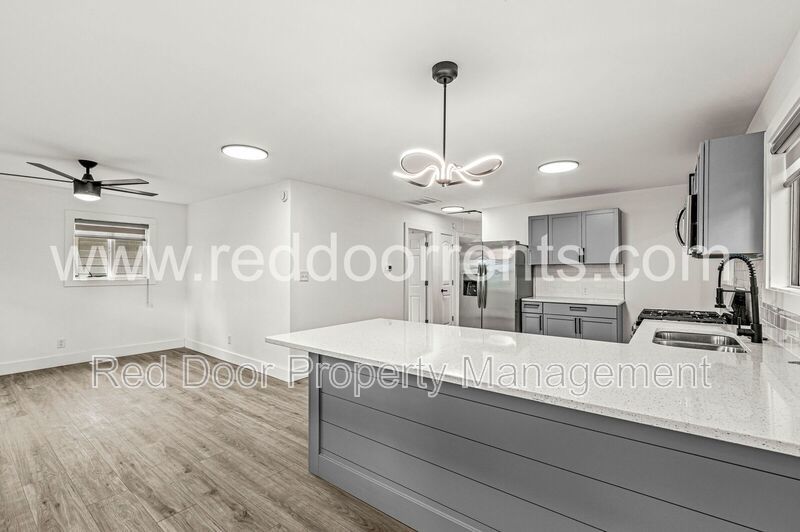 Stylish 3-Bed, 2-Bath Home Minutes from Downtown Indy! property image