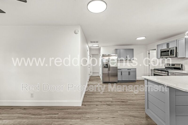 Stylish 3-Bed, 2-Bath Home Minutes from Downtown Indy! property image