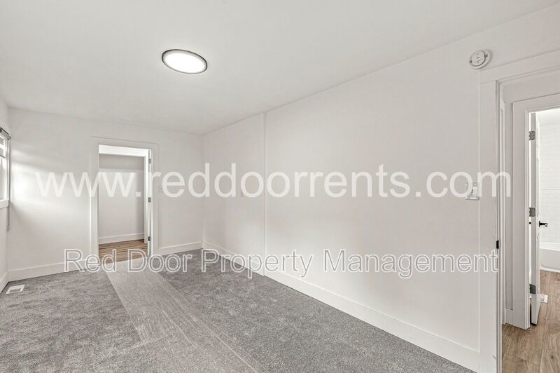 Stylish 3-Bed, 2-Bath Home Minutes from Downtown Indy! property image