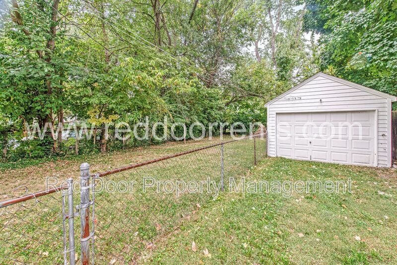 ✨ MOVE-IN SPECIAL: HALF OFF THE FIRST MONTH’S RENT!! ✨ property image