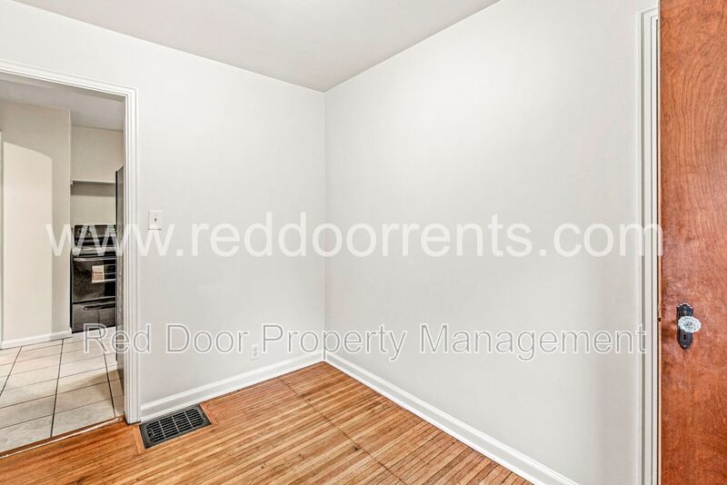 ✨ MOVE-IN SPECIAL: HALF OFF THE FIRST MONTH’S RENT!! ✨ property image