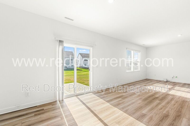 ✨ Move in now and get 50% OFF your first month’s rent when you sign an 16-month lease! ✨ property image