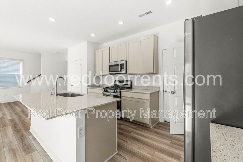 ✨ Move in now and get 50% OFF your first month’s rent when you sign an 16-month lease! ✨ property image