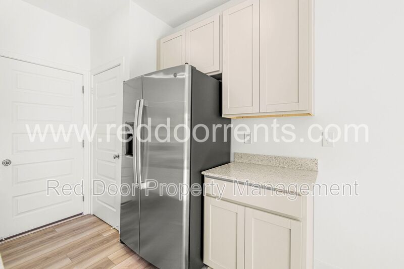 ✨ Move in now and get 50% OFF your first month’s rent when you sign an 16-month lease! ✨ property image