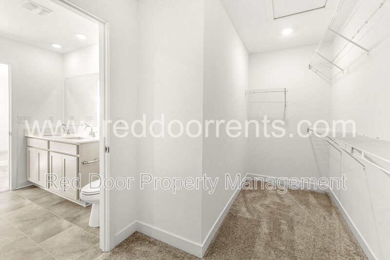 ✨ Move in now and get 50% OFF your first month’s rent when you sign an 16-month lease! ✨ property image