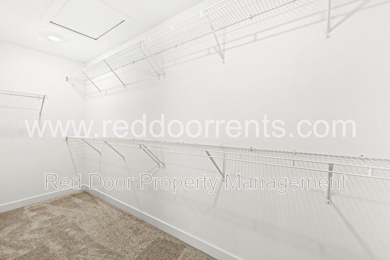 ✨ Move in now and get 50% OFF your first month’s rent when you sign an 16-month lease! ✨ property image