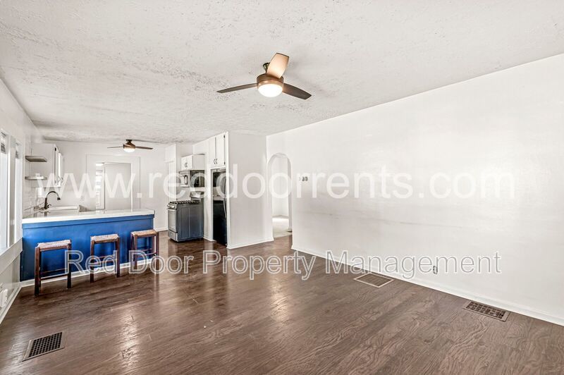 Conveniently Located 3-Bedroom Bungalow with Smart Upgrades! Accepting 6-Month Lease property image