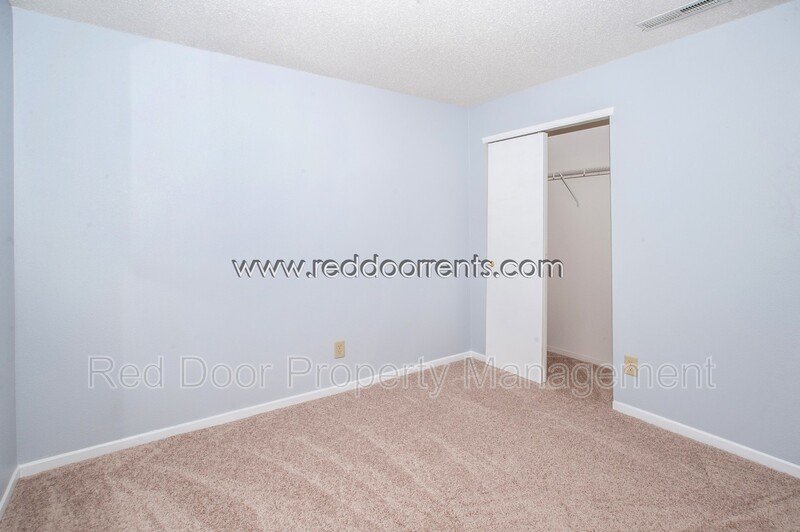 Coming Soon! Beautiful home in the popular Summer Lakes property image