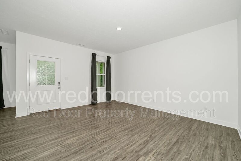 Bright & Modern 3-Bed Home in Noblesville — Close to Downtown Charm! property image