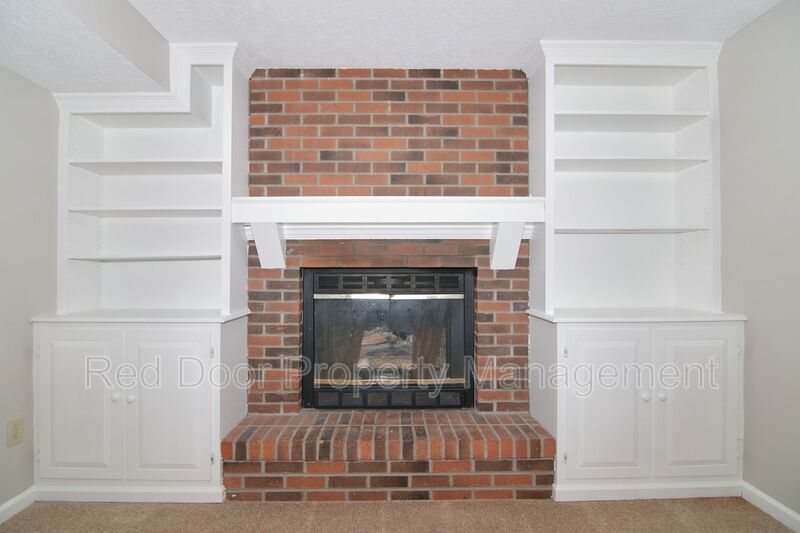 Coming Soon! - Bright 3-Bed Colonial in Desirable Indianapolis Neighborhood property image