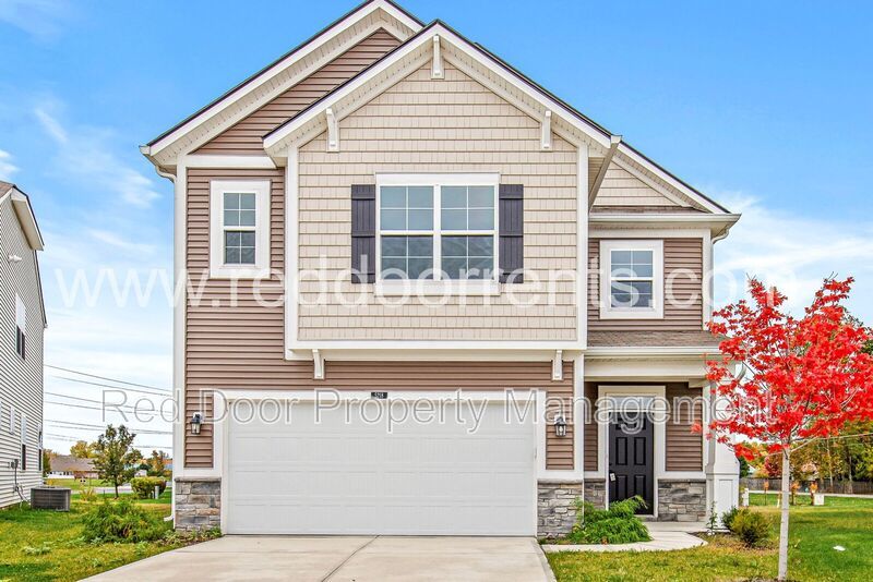 Charming 3-Bed / 2.5-Bath Home with 2,376 Sq Ft in Prime Indianapolis Location! property image