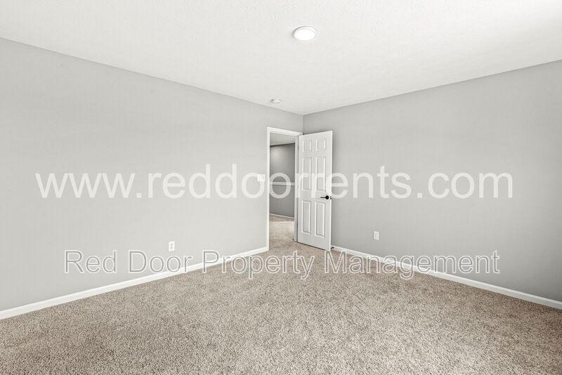 Charming 3-Bed / 2.5-Bath Home with 2,376 Sq Ft in Prime Indianapolis Location! property image