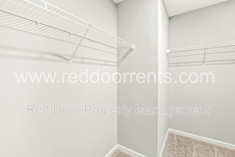 Charming 3-Bed / 2.5-Bath Home with 2,376 Sq Ft in Prime Indianapolis Location! property image