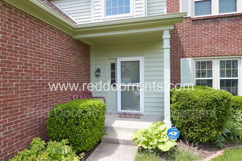 Coming Soon! A SINGLE-FAMILY HOME SITUATED DOWN THE STREET property image