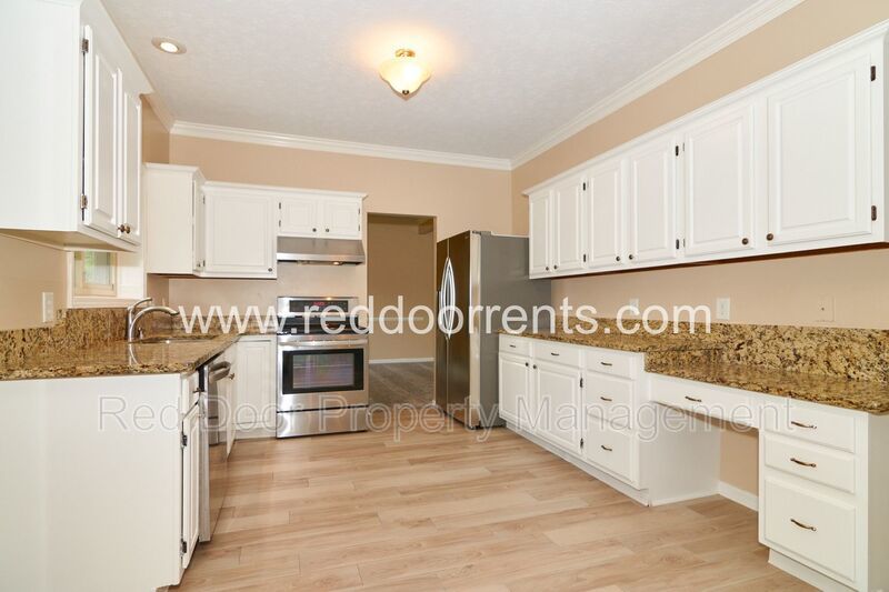 Coming Soon! A SINGLE-FAMILY HOME SITUATED DOWN THE STREET property image