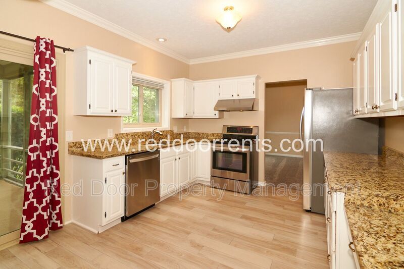 Coming Soon! A SINGLE-FAMILY HOME SITUATED DOWN THE STREET property image
