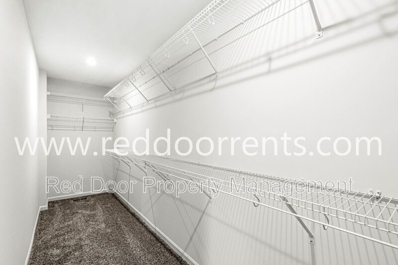 Bright & Modern Brand New Home with Over 4,300 sq ft in Avon property image