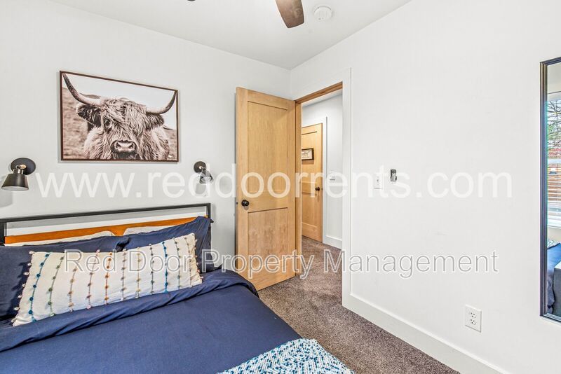 Coming soon! - Fully Furnished 3BR/2BA Home in Indianapolis – Modern Comfort! property image