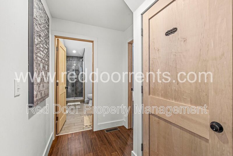 Coming soon! - Fully Furnished 3BR/2BA Home in Indianapolis – Modern Comfort! property image