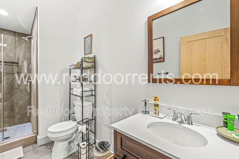 Coming soon! - Fully Furnished 3BR/2BA Home in Indianapolis – Modern Comfort! property image