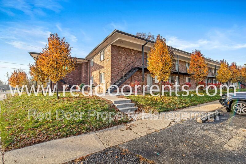 Affordable Studio Living Near Downtown Indianapolis property image