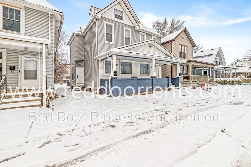 ✨Now Accepting Section 8!! ✨ Triplex Near Downtown Indianapolis property image