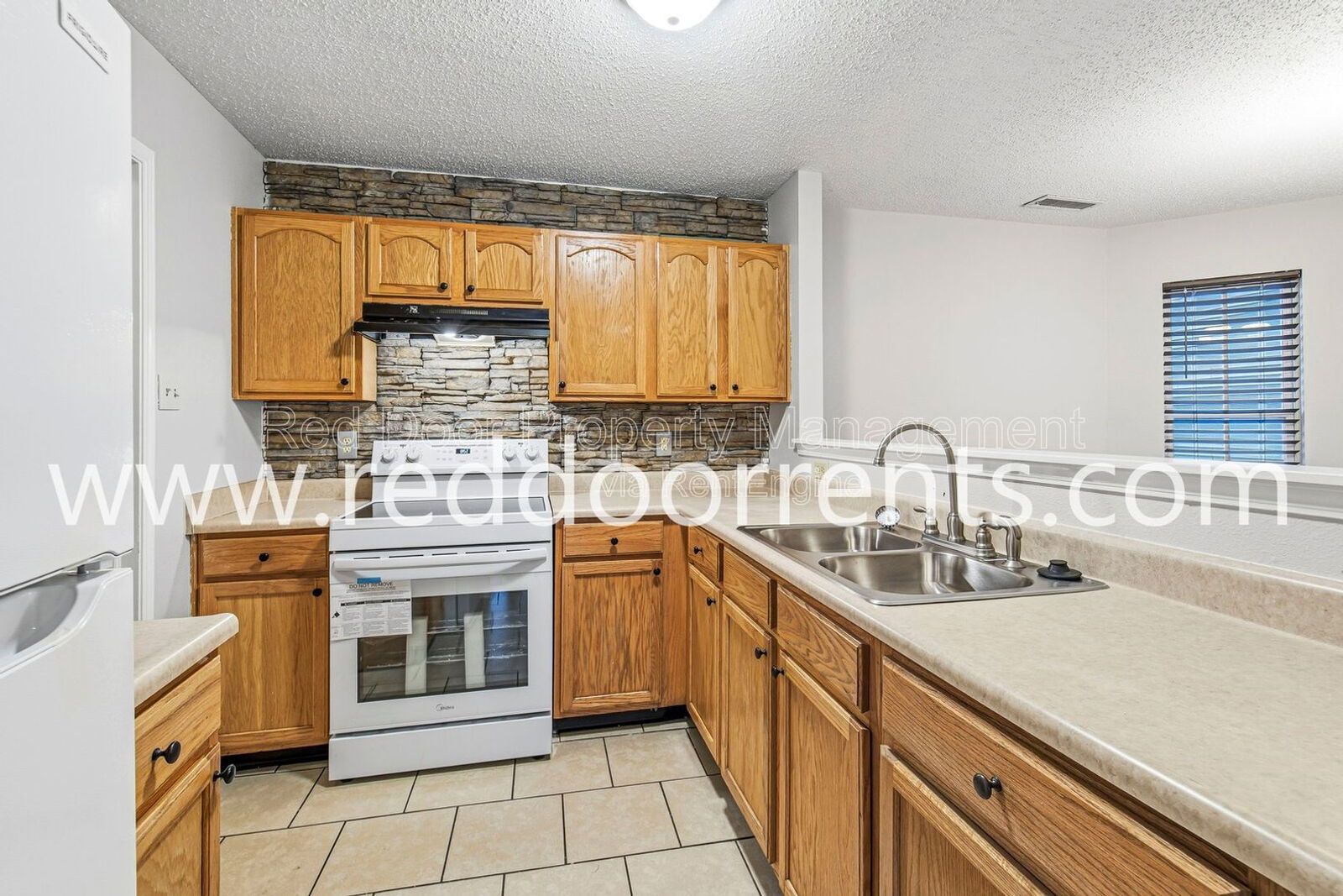 Modern Living in Greenfield property image