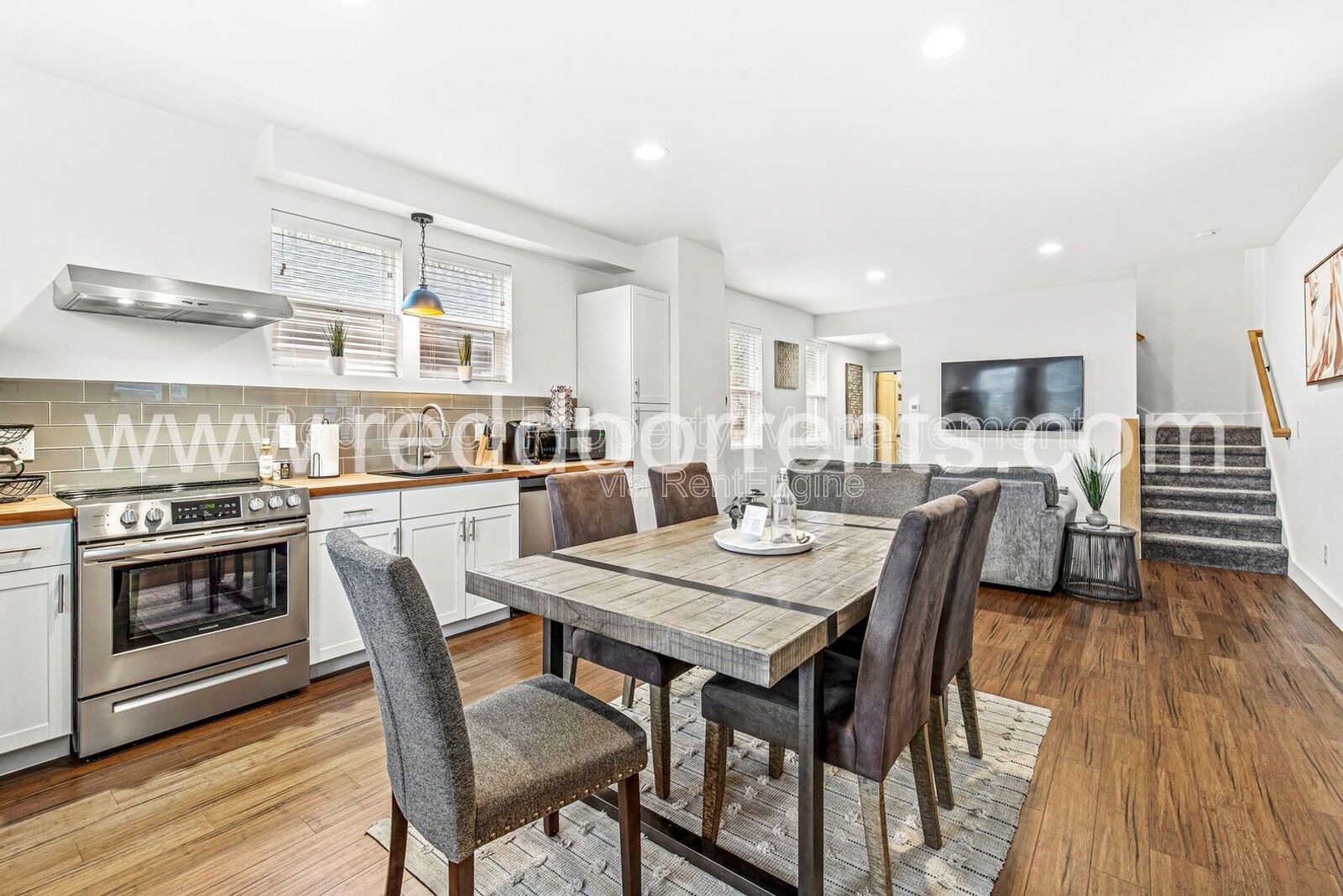 Fully Furnished 3BR/2BA Home in Indianapolis – Modern Comfort! property image