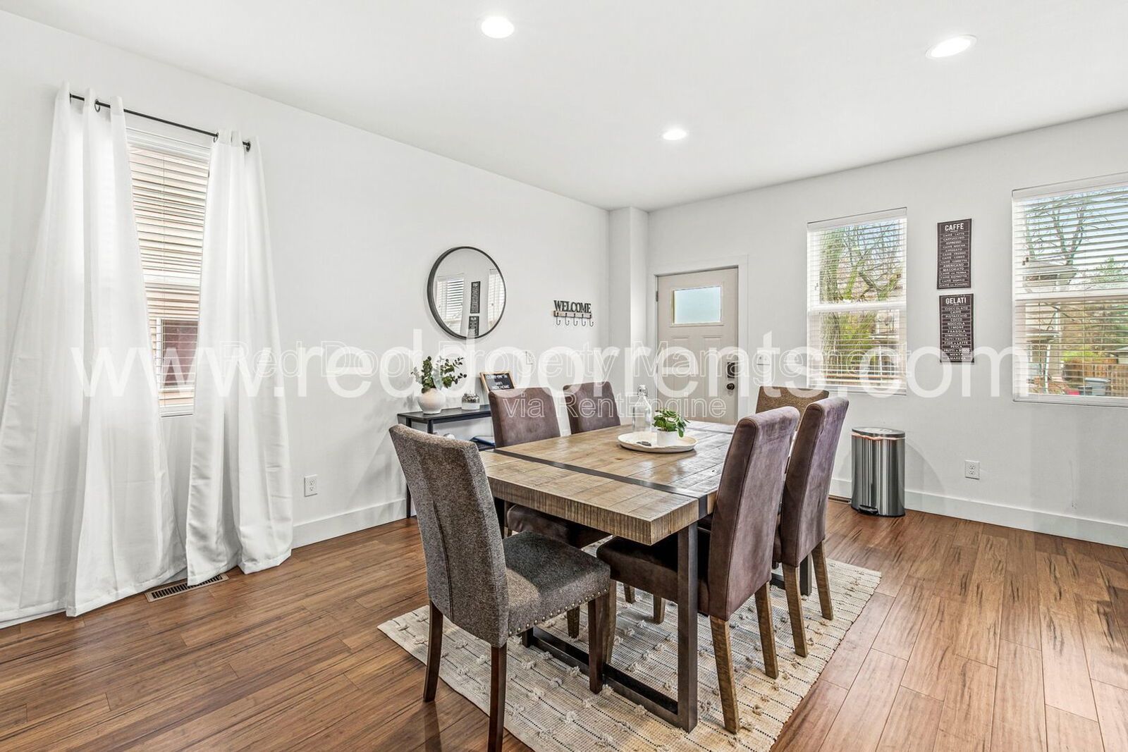 Fully Furnished 3BR/2BA Home in Indianapolis – Modern Comfort! property image