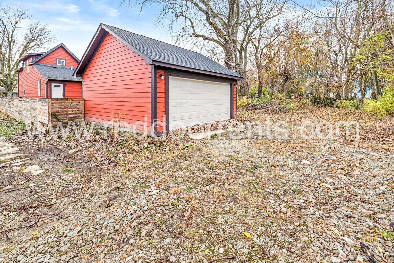 Fully Furnished 3BR/2BA Home in Indianapolis – Modern Comfort! property image