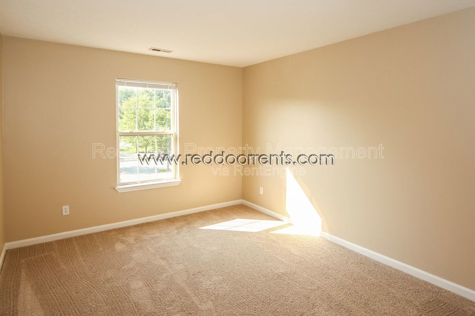 South Indianapolis Townhome!!! property image