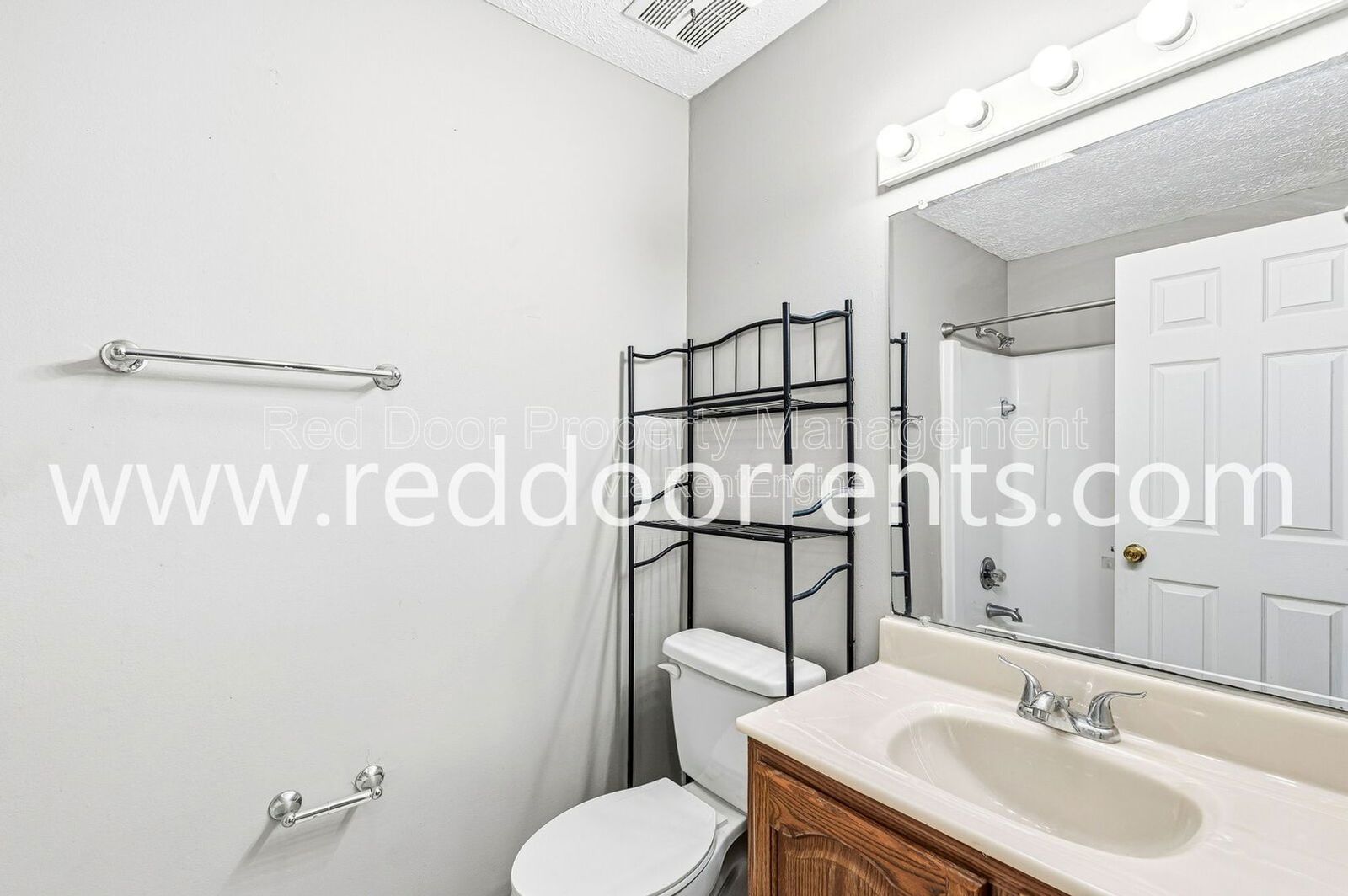 Charming 3-Bedroom Ranch in Plainfield property image