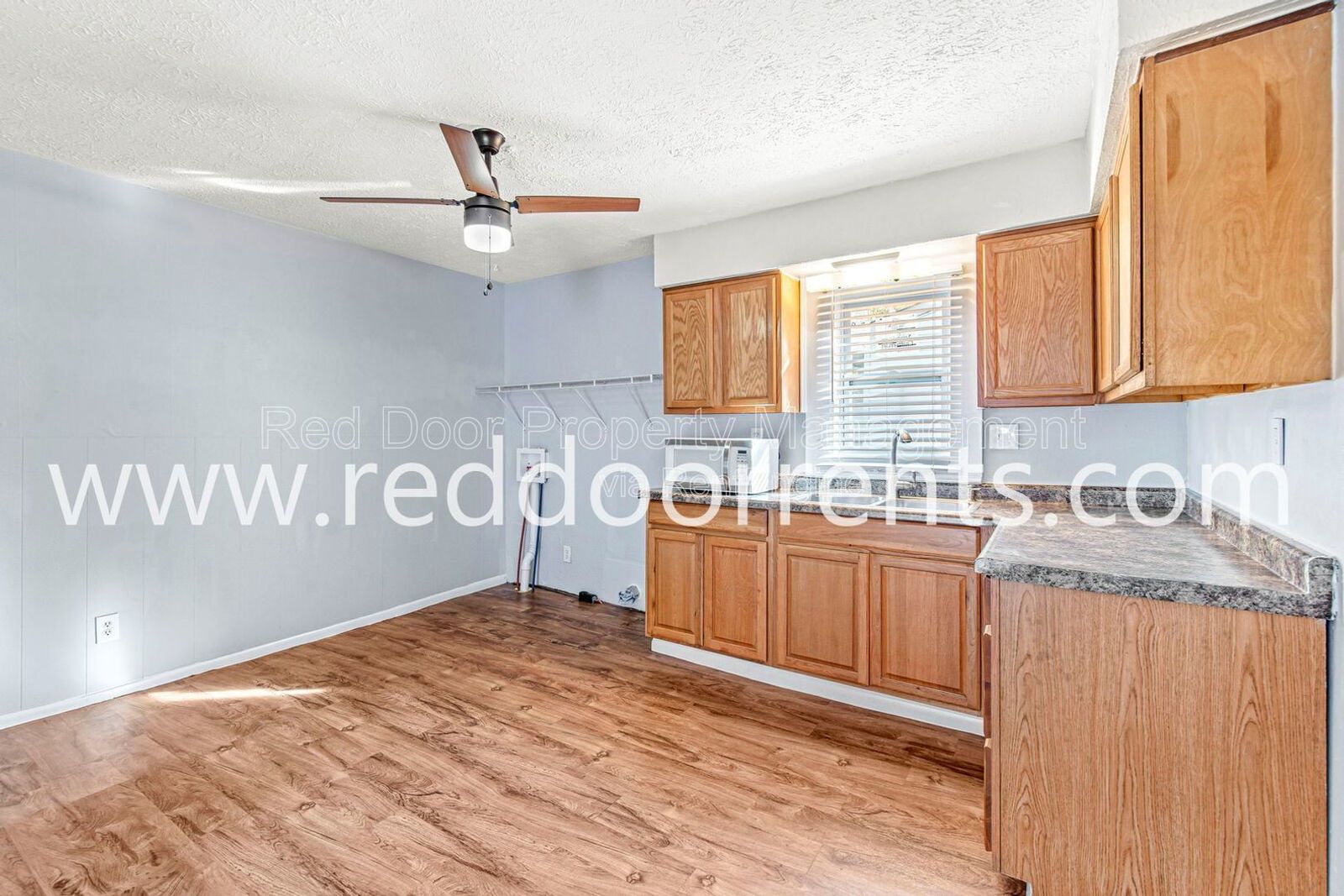 Check out this adorable and affordable 2 bedrooms/1 full bath home! property image