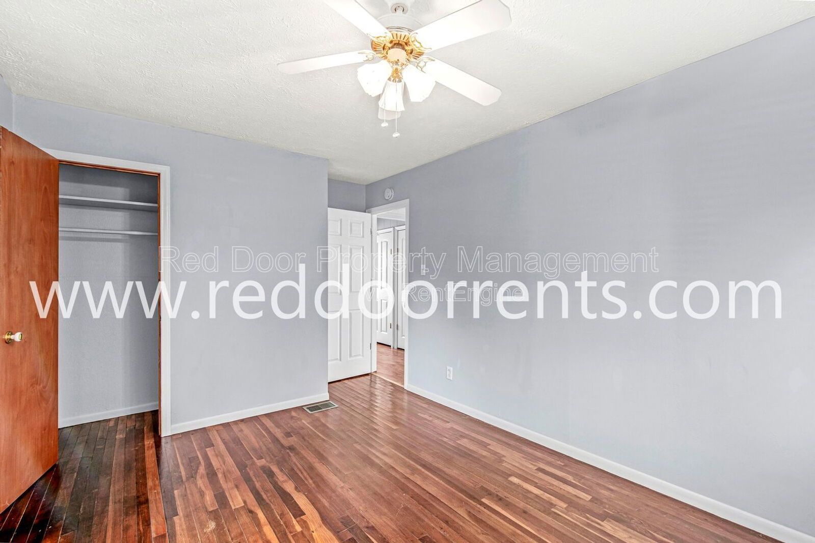 Check out this adorable and affordable 2 bedrooms/1 full bath home! property image