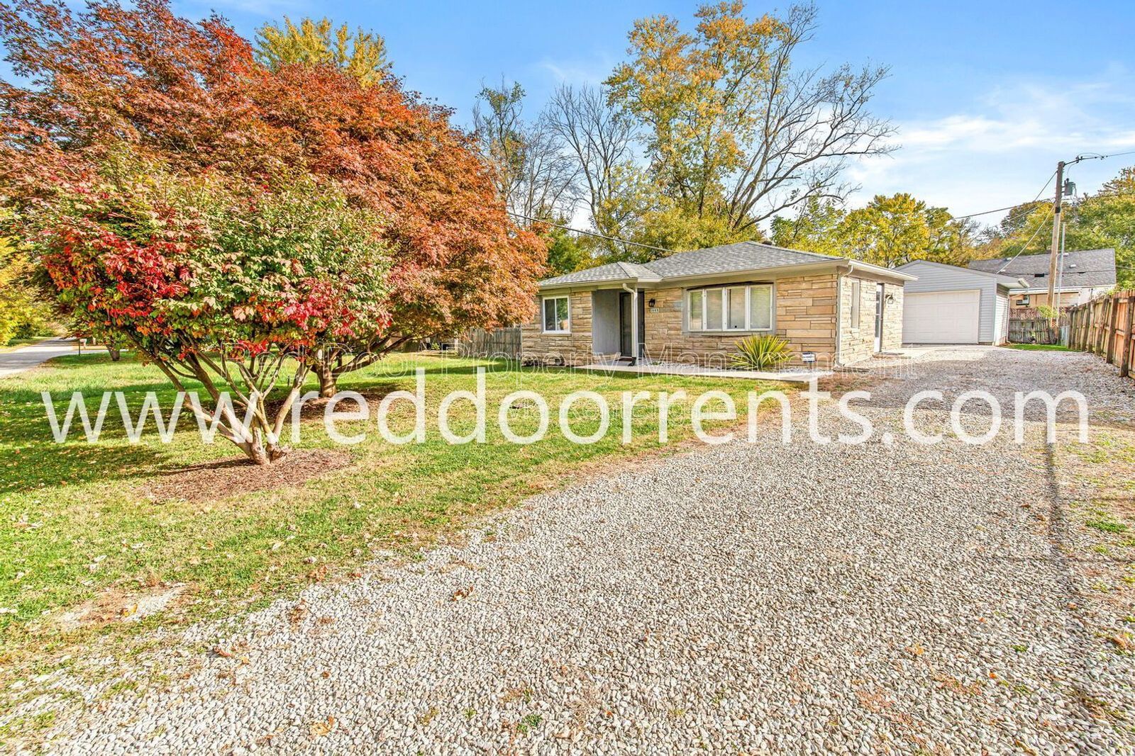 Check out this adorable and affordable 2 bedrooms/1 full bath home! property image